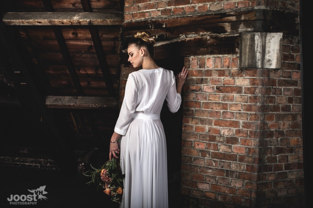 wedding dresses by Ayanne - © JoostVH Photography